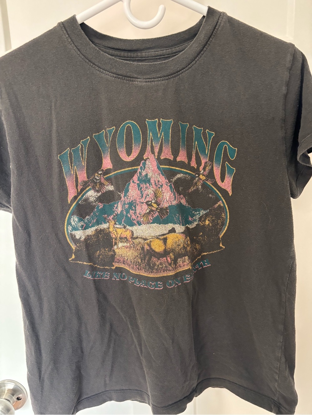 Mighty Fine Black Wyoming Graphic Tee size M